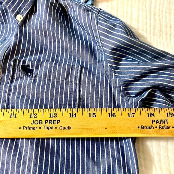 TWO Abercrombie & Fitch Kid’s Striped Shirts - Medium - Picture 4 of 11